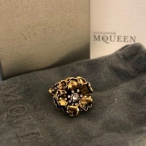💖 AUTHENTIC Alexander McQueen Cocktail Ring 💖